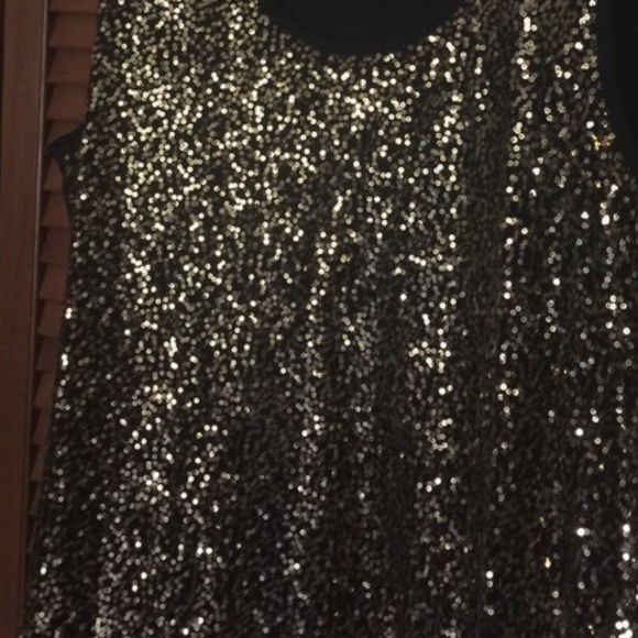 Tank Top - Picture 3 of 4